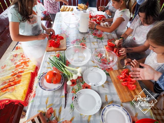 5d7620017a6dfa47fa28bb12_1