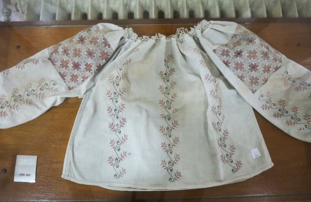 5d76200234bd369d06e94ae5_6