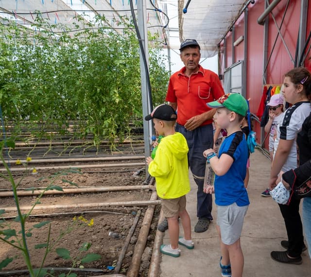 63c04019c6d910d0f72c1e78_2